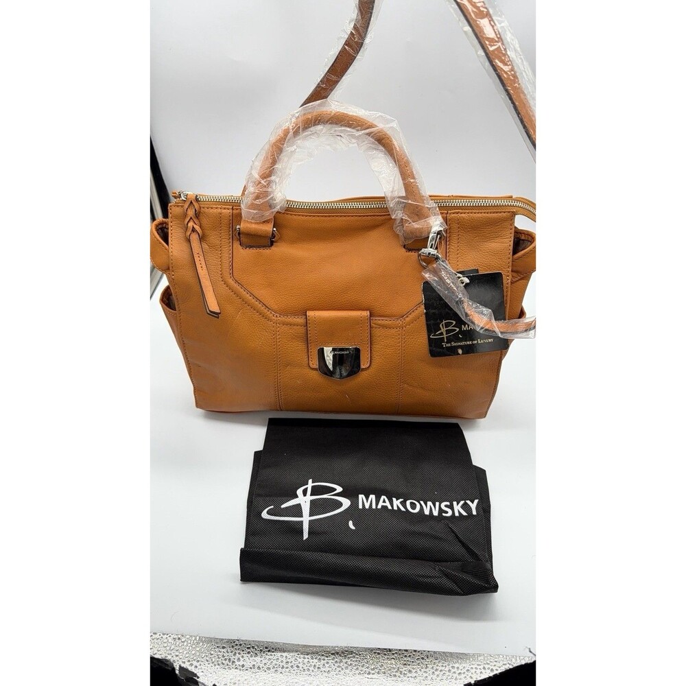 B MAKOWSKY leather handbag